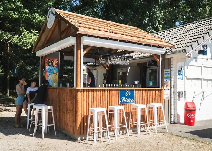 Camping Mobil 6 Pers Avec Terrasse A - Api-1-52-1286